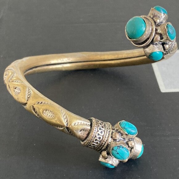 Updated: Vintage Egyptian scarab cuff bracelet + bonus bangle - Picture 6 of 6